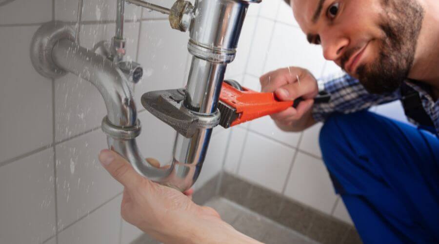 Professional same day plumber services in Urania, LA